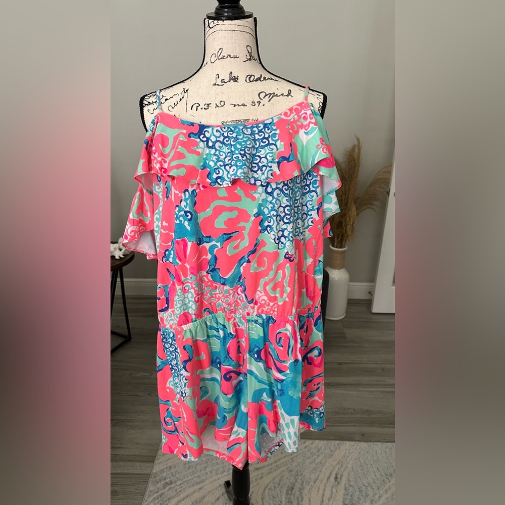Lilly Pulitzer, cold shoulder romper ￼XL